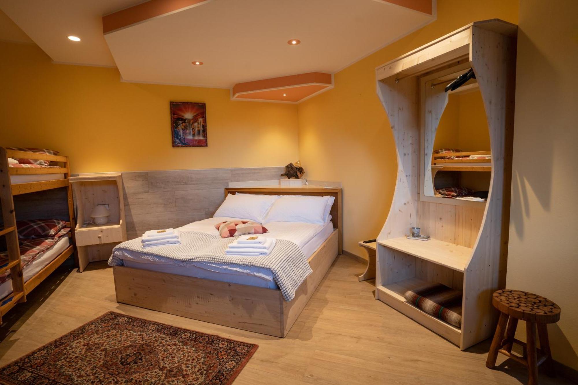 Villa Zoe - Suite Con Sauna Margone  Экстерьер фото